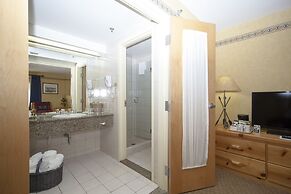Brewster Mountain Lodge