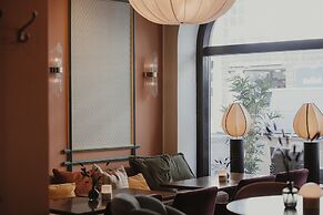 Home Hotel Drott