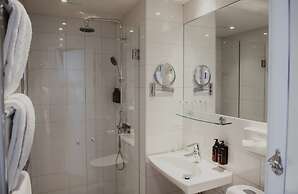 Home Hotel Drott