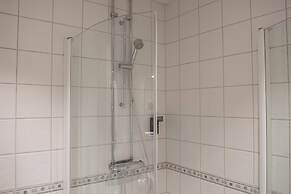 Home Hotel Drott