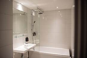 Home Hotel Drott