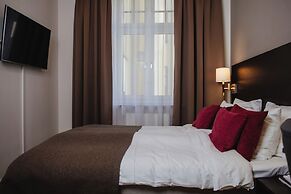 Home Hotel Drott
