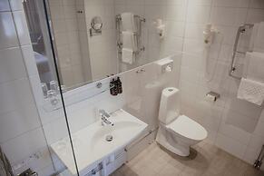 Home Hotel Drott