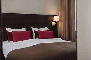 Home Hotel Drott