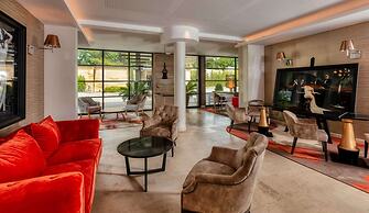 Best Western Plus Le Lavarin