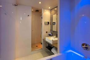 Best Western Plus Le Lavarin