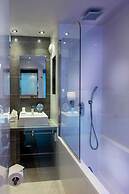 Best Western Plus Le Lavarin