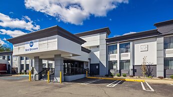 Best Western Paramus Hotel & Suites