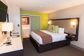 City Loft Hotel