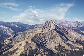 Huntley Lodge at Big Sky Resort