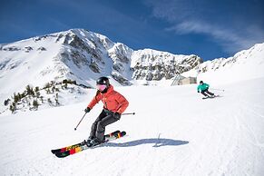 Huntley Lodge at Big Sky Resort