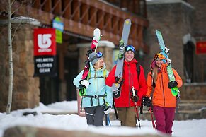 Huntley Lodge at Big Sky Resort