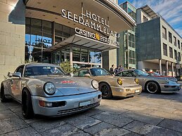 Seedamm Plaza