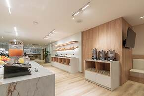 Hotel Solans Carlton