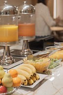 Hotel Solans Carlton