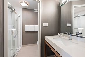 Courtyard by Marriott Toronto Vaughan