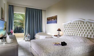 Portes Beach Hotel