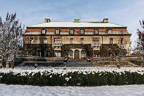Bjertorp Slott
