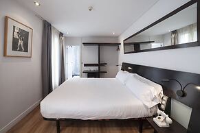 Petit Palace Arana