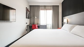 Hotel ILUNION Suites Madrid