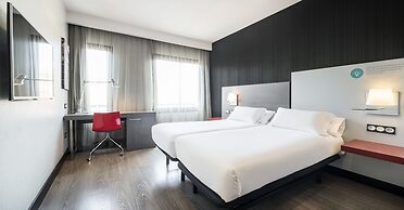 Hotel ILUNION Suites Madrid