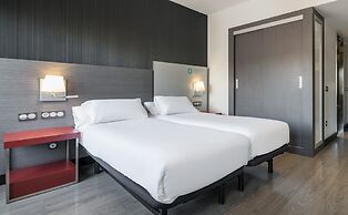Hotel ILUNION Suites Madrid