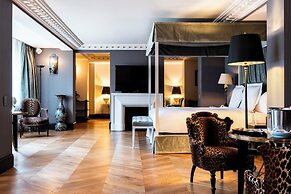Hôtel de Berri Champs-Élysées, a Luxury Collection Hotel