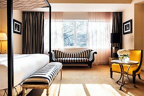 Hôtel de Berri Champs-Élysées, a Luxury Collection Hotel