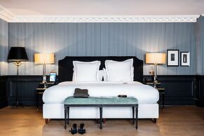 Hôtel de Berri Champs-Élysées, a Luxury Collection Hotel