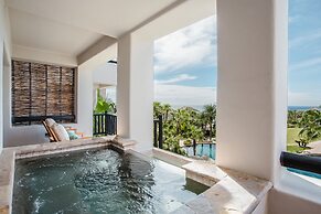 Esperanza, Auberge Collection