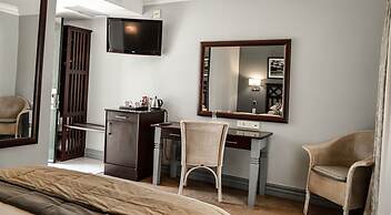 Indaba Hotel