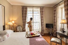 Solar Do Castelo, a Lisbon Heritage Collection