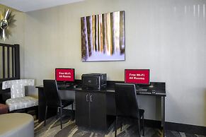 Red Roof Inn & Suites Newburgh – Stewart Airport/ West Point