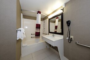 Red Roof Inn & Suites Newburgh – Stewart Airport/ West Point