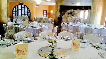 Hotel Akrabello