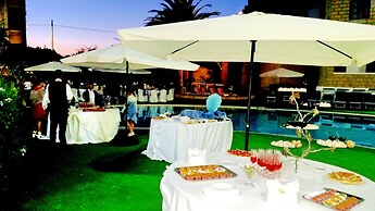 Hotel Akrabello
