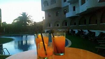 Hotel Akrabello