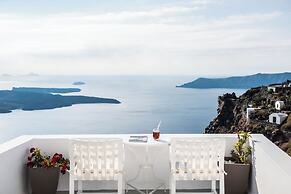 On The Rocks Hotel