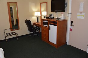 Econo Lodge Inn & Suites