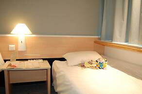 ibis Auray
