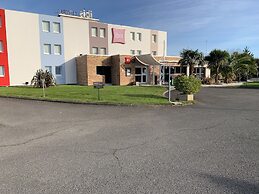 ibis Auray