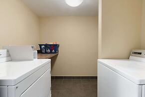 Days Inn by Wyndham Calgary Northwest