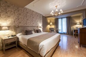 Vincci Lys Hotel