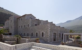 Itilo Traditional Hotel