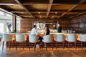The Tides Inn