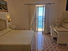 Hotel La Perla