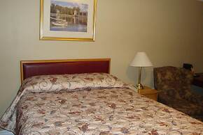 Royal Napanee Inn