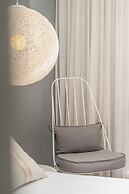 Ino Hotel & Suites