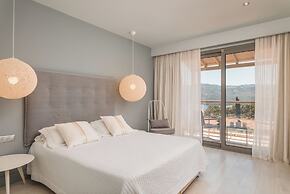 Ino Hotel & Suites