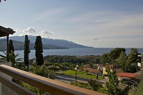 Ino Hotel & Suites